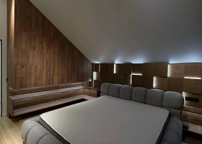 Villa Goldhill 9 *